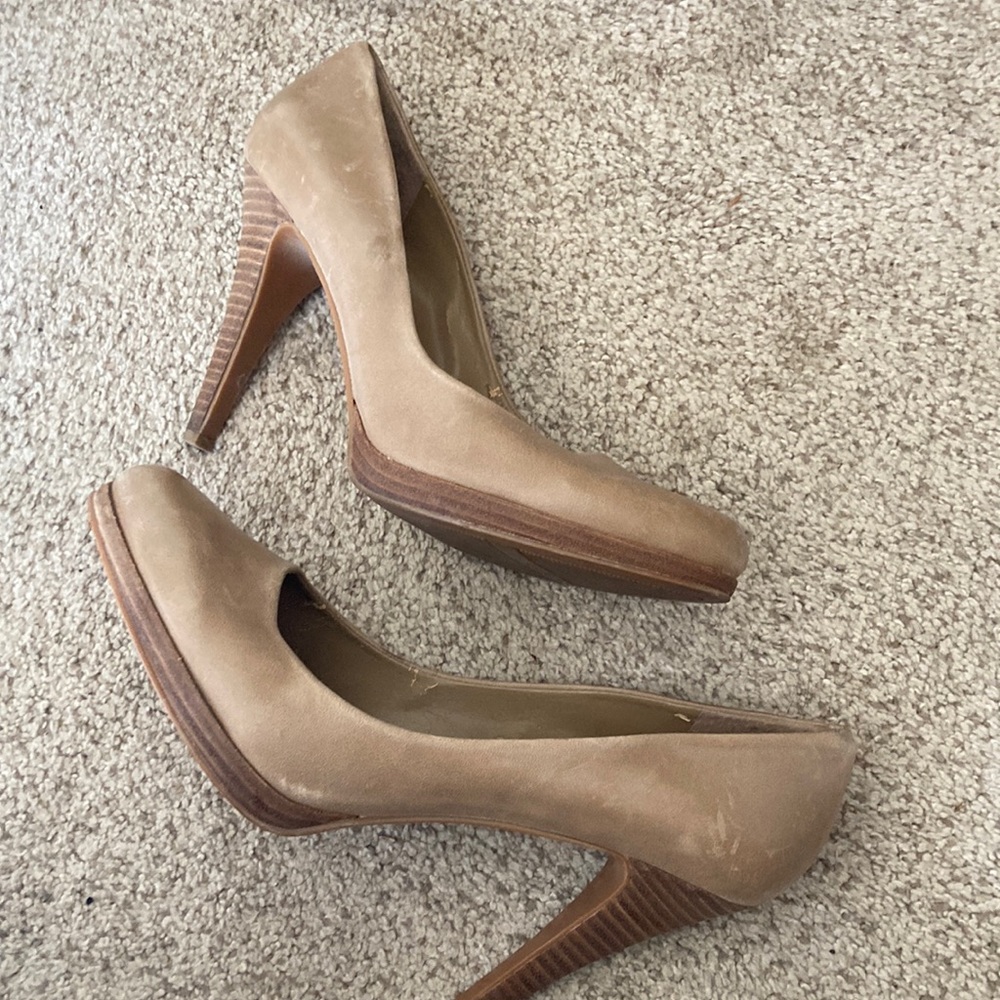 Nine West Beige Heels 8-1/2
